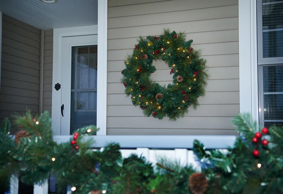 Coupon โ๏ธ 30” Cordless Pre-Lit Indoor/Outdoor Wreath by Sharper Image ๐ฅ 4 Coupon โ๏ธ 30” Cordless Pre-Lit Indoor/Outdoor Wreath by Sharper Image ๐ฅ - Image 2