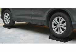 Brand new ๐ Flat Preventing Tire Ramps (Set of 4) by Maxsa Innovations ๐