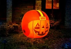 Deals 🌟 4-Ft. NFL Inflatable 💀 Halloween Helmet by Odash Inc. 🎉 -Outdoor Living shop 208592 z30